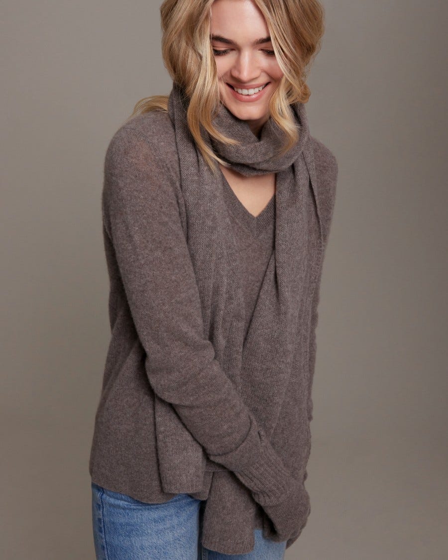 100% Cashmere Essential Scarf / Mini Travel Wrap