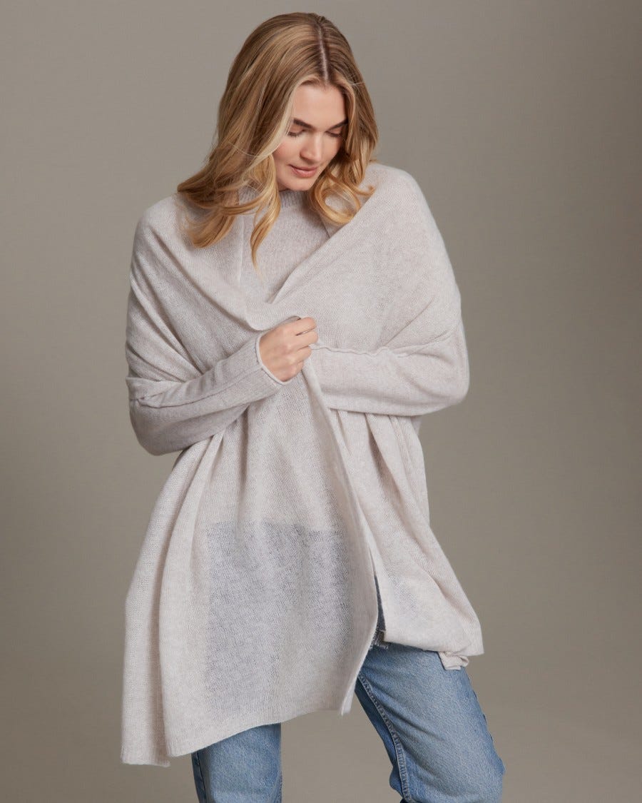 Women's 100% Cashmere Breezy Travel Wrap Latte