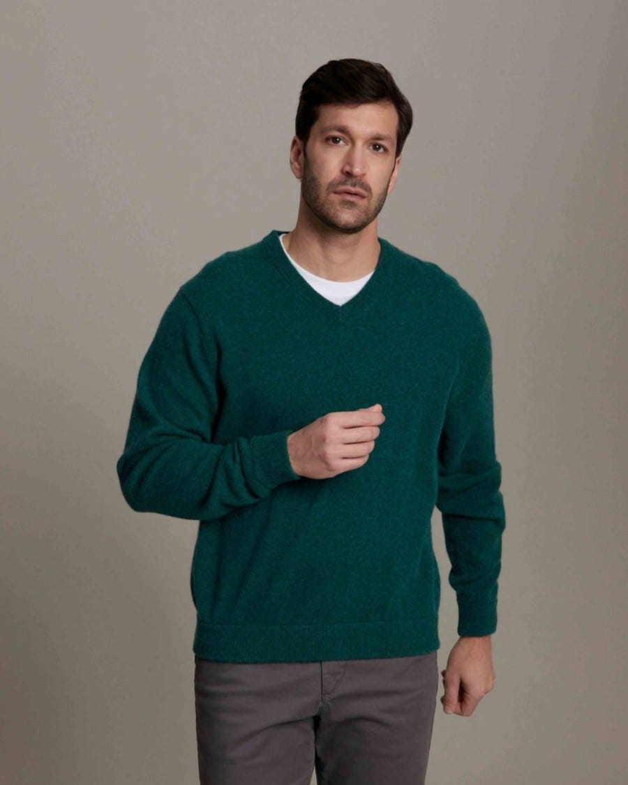 100% Cashmere Classic V Neck Pullover