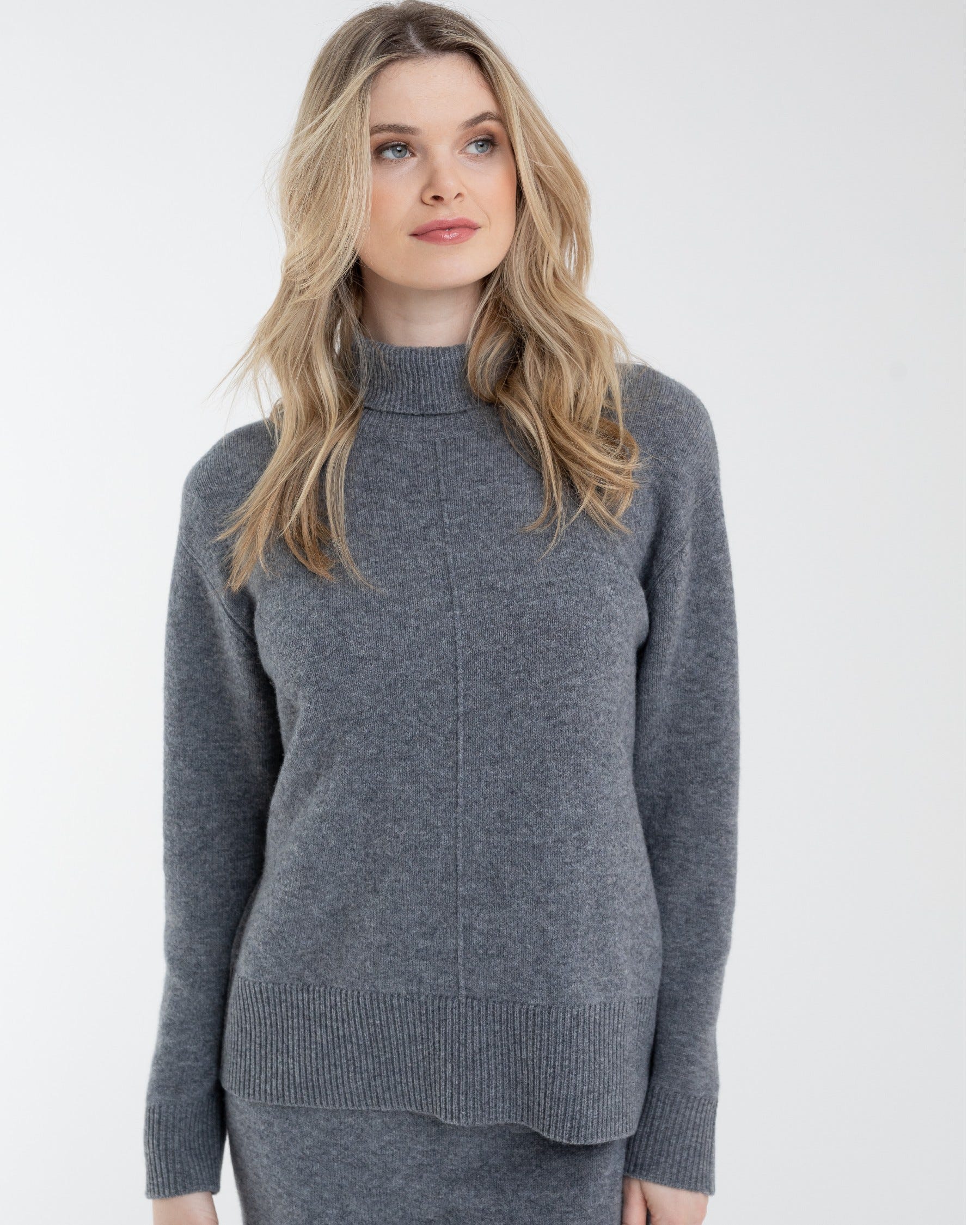 Technical Merino Manhattan Turtleneck - Alashan Cashmere